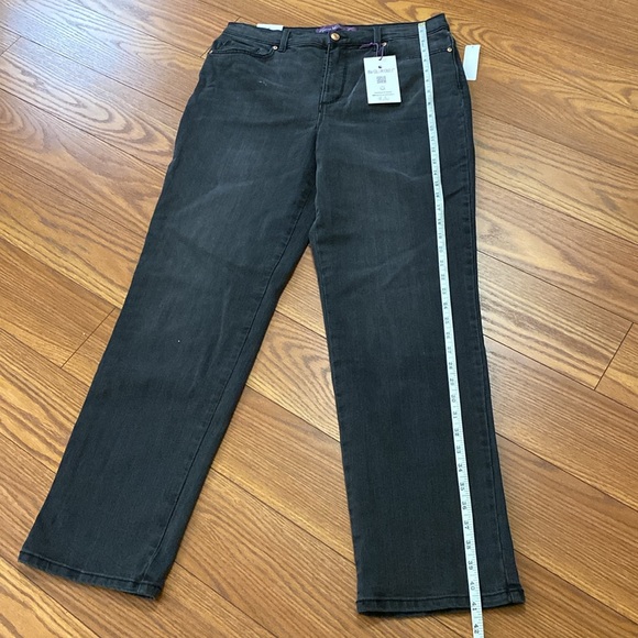 Gloria Vanderbilt woman’s Amanda classic high rise tapered jeans gray pants 12 - Picture 11 of 15